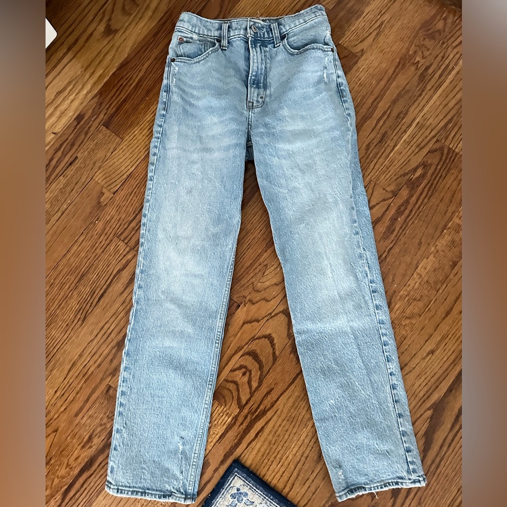 Abercrombie and Fitch 90’s Straight leg ultra high rise